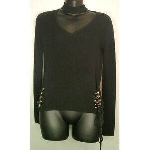Willow & Clay Women's XS Black Long-Sleeve Knit Top V-neck Built-In Neck Detail
